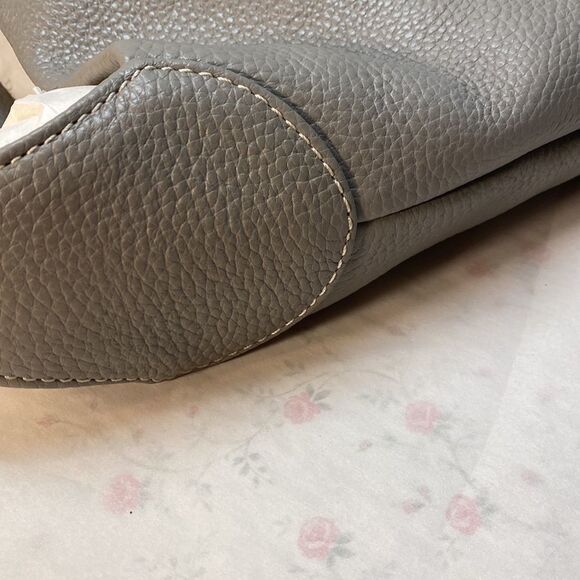 Dooney & Bourke NWT Logo Lock Shoulder Gray Bag - Picture 9 of 16